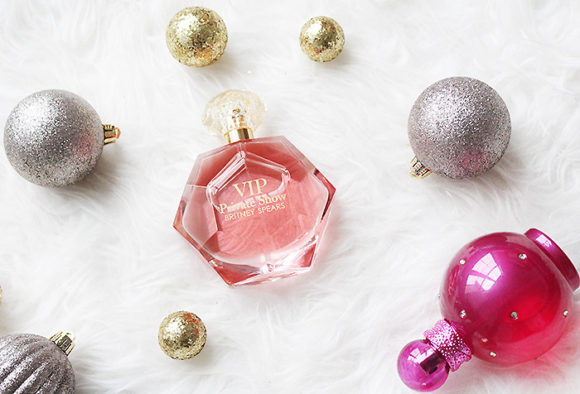 Holiday Gifts for the Fragrance Junkie • The Southern Thing